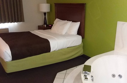 Little Falls Hotel | AmericInn by Wyndham Little Falls