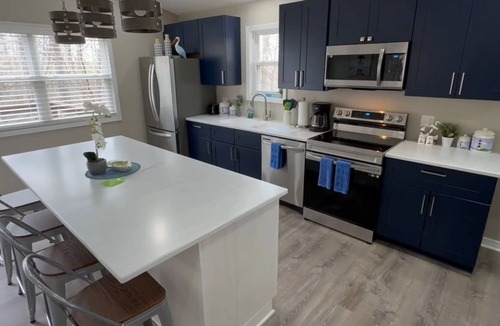 Mountain Home Cabin | Anchor's Pointe Lodge at Fish & Fiddle Family Resort & Extended Stay