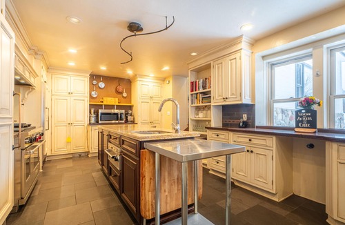 Durango Bed & Breakfast | Antlers on the Creek Bed & Breakfast