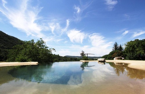 Hostun House | Aporia