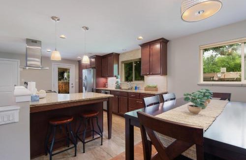 Allendale Area House | Arvada House for 11 with Backyard and Game Room