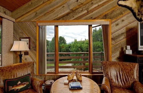 Woody Creek House | Aspen Riverhouse-Riverfront Family Vacation