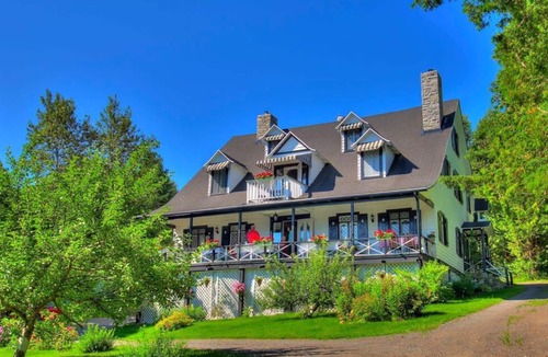 Pointe-au-Pic Bed & Breakfast | Auberge La Chatelaine