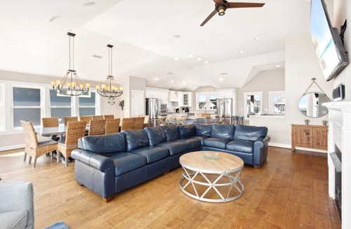 Ocean Sands House | Awakening Sun: Oceanfront, Pool, Theater, Dogs