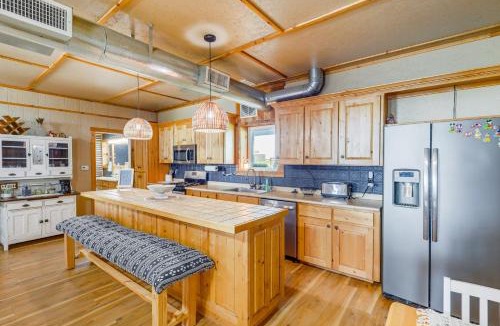 McGregor House | Barndominium McGregor Vacation Rental on 5 Acres