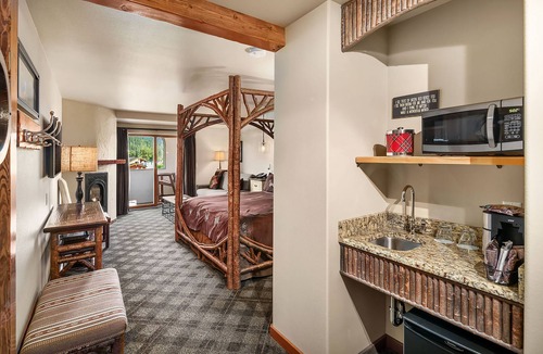 Leavenworth Hotel | Bavarian Lodge