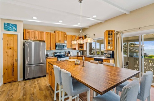 Birch Bay Condo | Beach access, water view, BBQ, WIFI-PCD