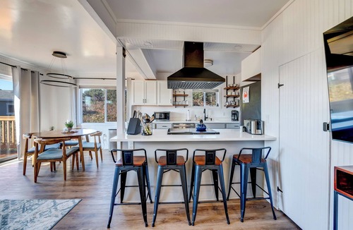 Yachats Cottage | Beachcomber: Beachfront Escape Unit #6