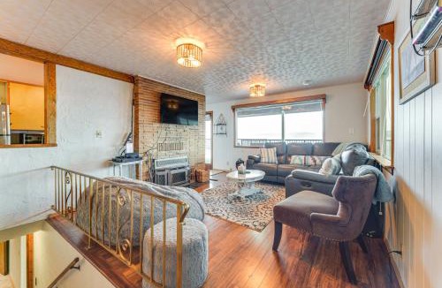 Anderson Island House | Beachfront Anderson Island Escape: Rainier Views!