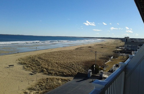 Old Orchard Beach Condo | Beachfront Condo with Awesome Views