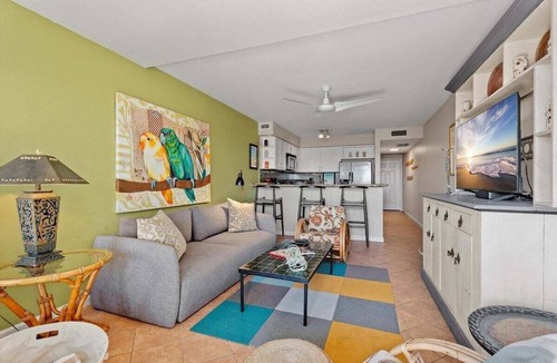 San Jacinto Condo | Beachfront Condo | Pool + Hot Tub | Near Seawall