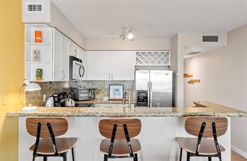 San Jacinto Condo | Beachfront Condo | Pool + Hot Tub | Gulf View