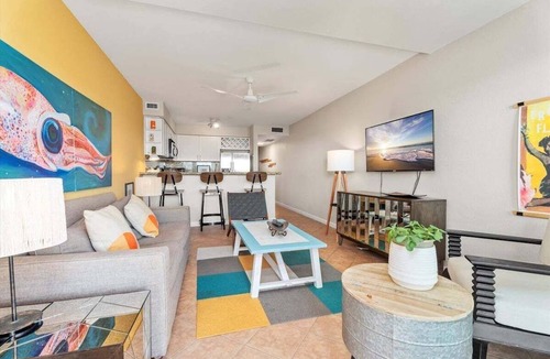 San Jacinto Condo | Beachfront Condo | Pool + Hot Tub | Gulf View