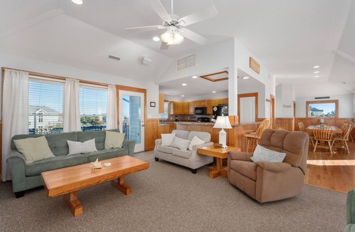 Whalehead Beach House | Beachnuts Too: Pet Friendly, Oceanside, Private Pool and Hot Tub