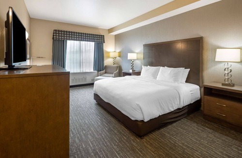 College Hotel | Best Western Plus Chena River Lodge