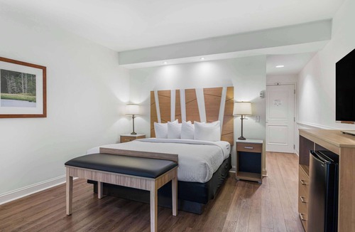 Wilmington Hotel | Best Western Plus Westgate Inn & Suites
