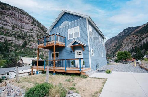 Ouray House | Big Blue Basecamp in Ouray CO