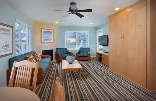 Birch Bay Resort | Birch Bay | Romantic Coastal Retreat | Pool + Beach