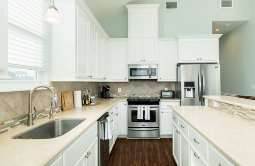 Surfside Beach House | Blue Swordfish - Every Bedroom a Suite, Beach Home!