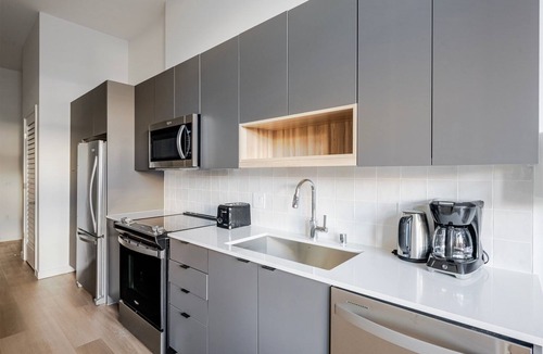 Old Ballard Apartment | Blueground | Adams, rooftop, nr Ballard Locks