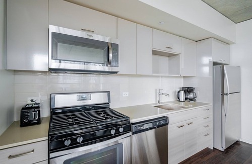 Belltown Apartment | Blueground | Denny Triangle, pool, nr Seattle Art Museum