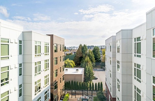 Downtown Apartment | Blueground | Downtown, rooftop, nr Lake Sammamish