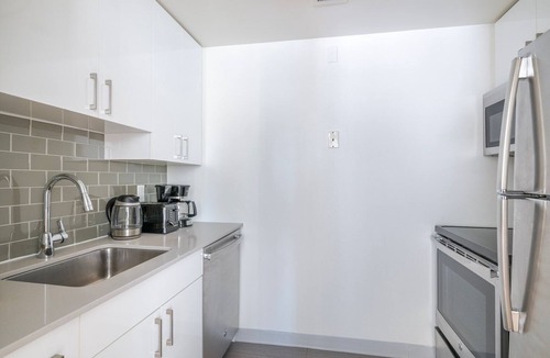 Back Bay Apartment | Blueground | Prudential/St. Botolph, view, nr Public Garden