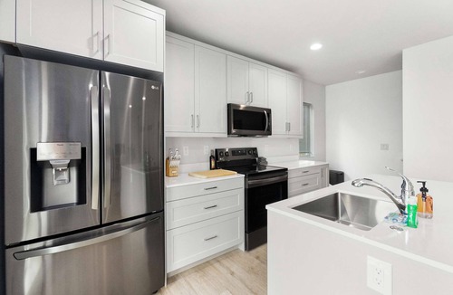 Whittier Heights Apartment | Bodhi's sweet suite - Micro Studio - 91Walkscore