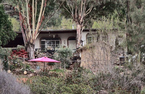San Antonio de las Minas RV Rental | Boho Glamping | Private Jacuzzi | Wine Country