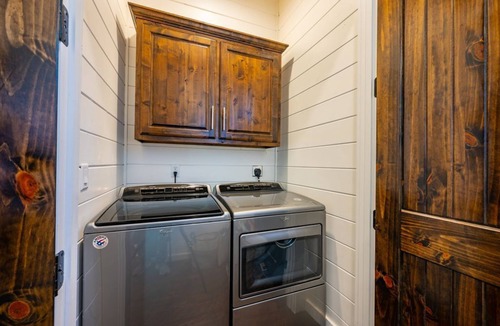 Broken Bow Cabin | Breathtaking Views, Hot Tub