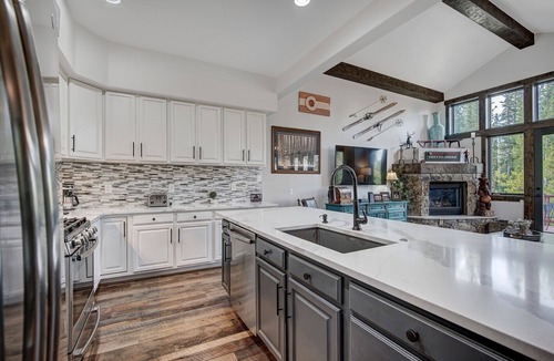 Peak 8 Villa | Breckenridge 137 - Four Bedroom Villa, Sleeps 10