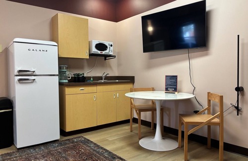 Cheney Hostel | Brewster Hall