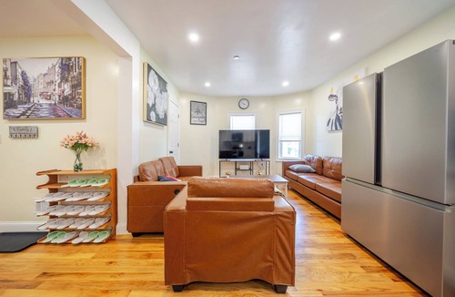 Dorchester Apartment | Bright & Stylish 4BR Apt Boston Getaway w/Free Parking & Pet-Friendly 27