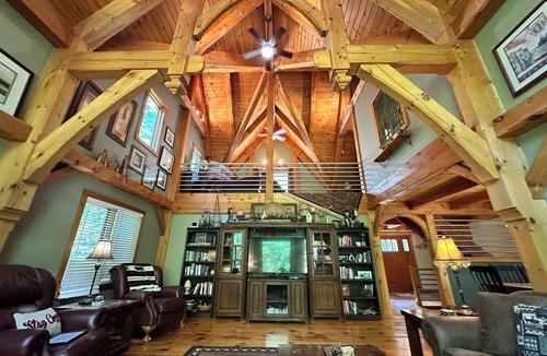 Eagle River Cabin | Cabin 12 by Eagle Waters Resort