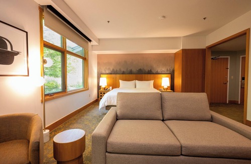SeaTac Hotel | Cedarbrook Lodge