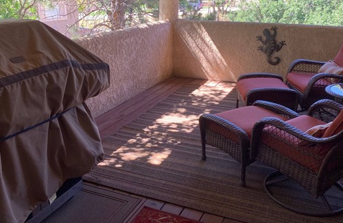 Mountain Shadows House | Central Air USAFA Spacious 4 King Beds Gym Views Fire Table 4 Decks