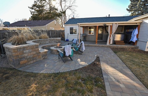 East Colfax House | Central Charming Oasis - Mineral Hot Tub/Fire Pit