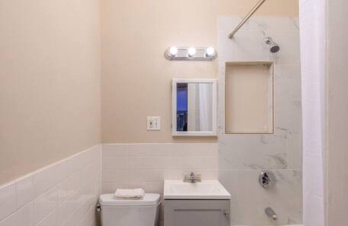 Back Bay West Apartment | Centrally Located Back Bay 1Br!