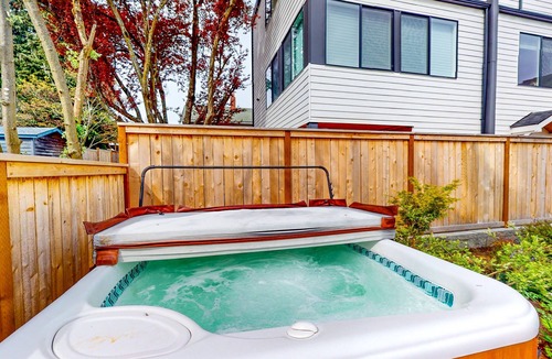 Wallingford House | Century-old, dog-friendly home with hot tub, gorgeous patio & prime location