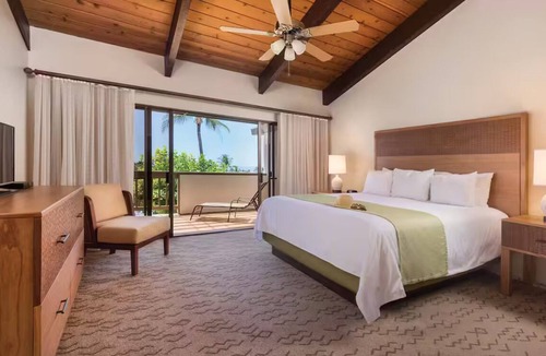 Keauhou Resort | Charming 2-bedroom resort with fitness room and AC in awesome Kailua-Kona