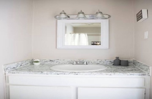 Glen Iris Apartment | Charming 2BR Getaway, Prime Birmingham Location