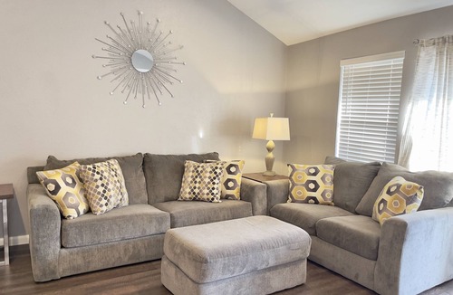 Northeast Carrollton House | Charming 3/2 - Extended stay discounts