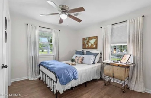 Core Creek House | Charming 3-bedroom farmhouse with WiFi, AC in serene Beaufort