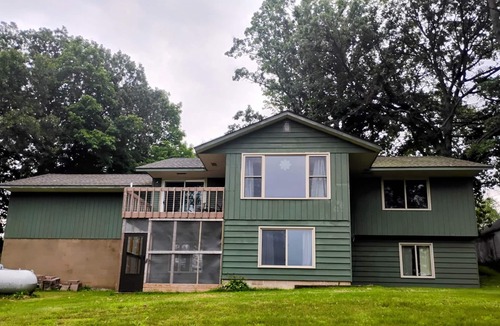 Long Prairie House | Charming 3-bedroom house on Lake Charlotte in Long Prairie.