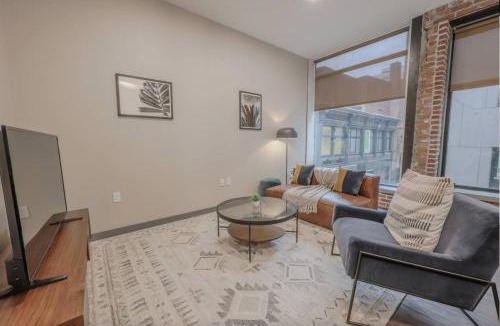 Downtown Boston Apartment | Charming and Chic Studio Apt