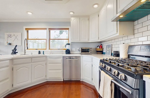 Richmond Beach House | Charming home with expansive views, dog-friendly, large yard with yard games