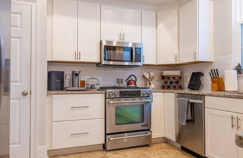 Lakeview House | Charming Lakeview Townhome in New Orleans