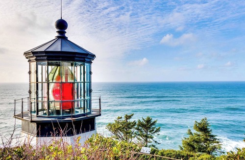 Oceanside House | Charming Oceanfront Getaway with Gorgeous Water Views and Easy Beach Access