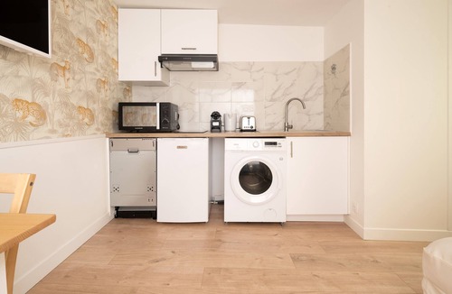 Saint-Louis Apartment | Charming studio in Versailles - Welkeys