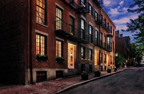 Beacon Hill Apartment | Charming & Stylish Studio on Beacon Hill #3